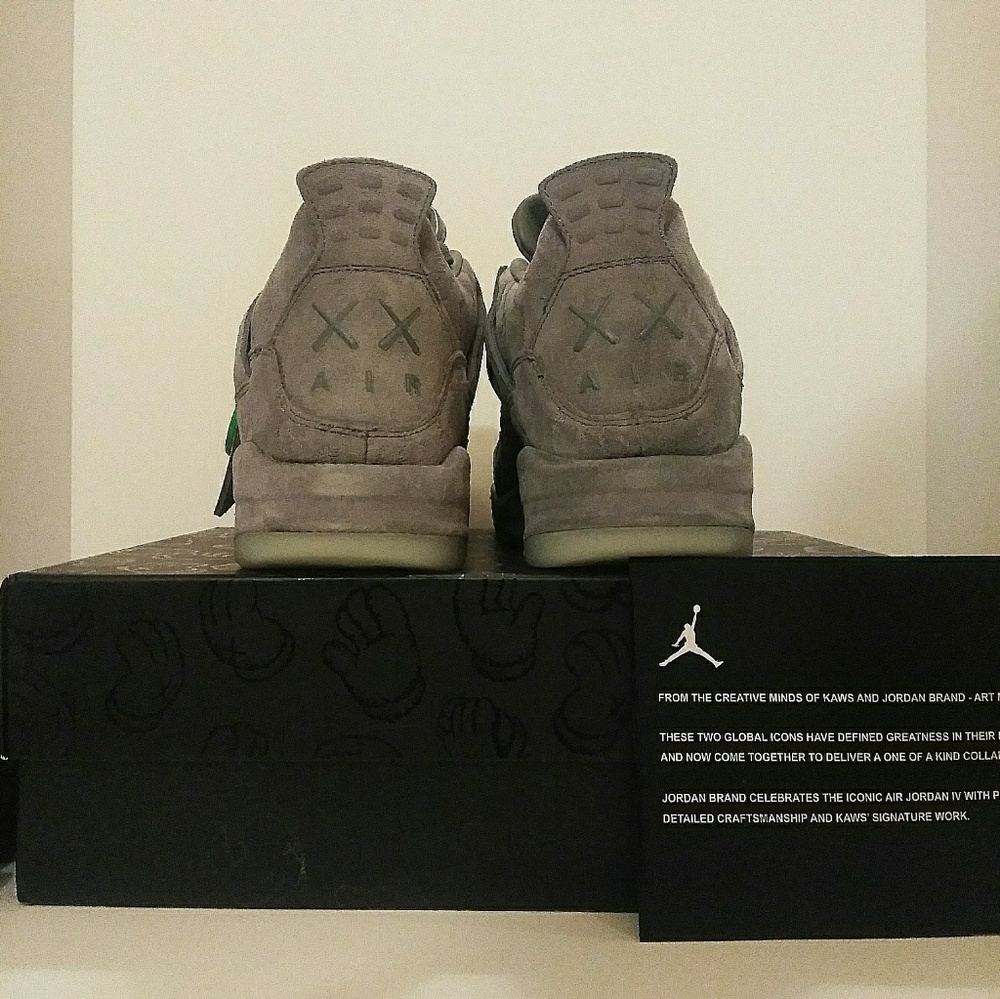 DeadStock Air Jordan IV 4 Cool Grey Kaw's StockX!! - Picture 4 of 8